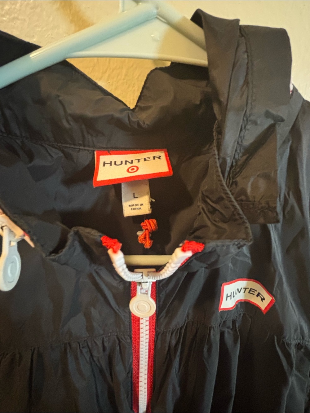 Hunter Black Hooded Rain Anorak with Red Trim - Picture 6 of 11